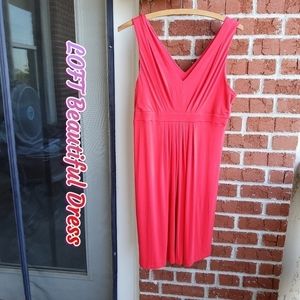 💚💛❤🩷 Loft Dress! Beautiful, Soo comfortable! Exquisite! MP